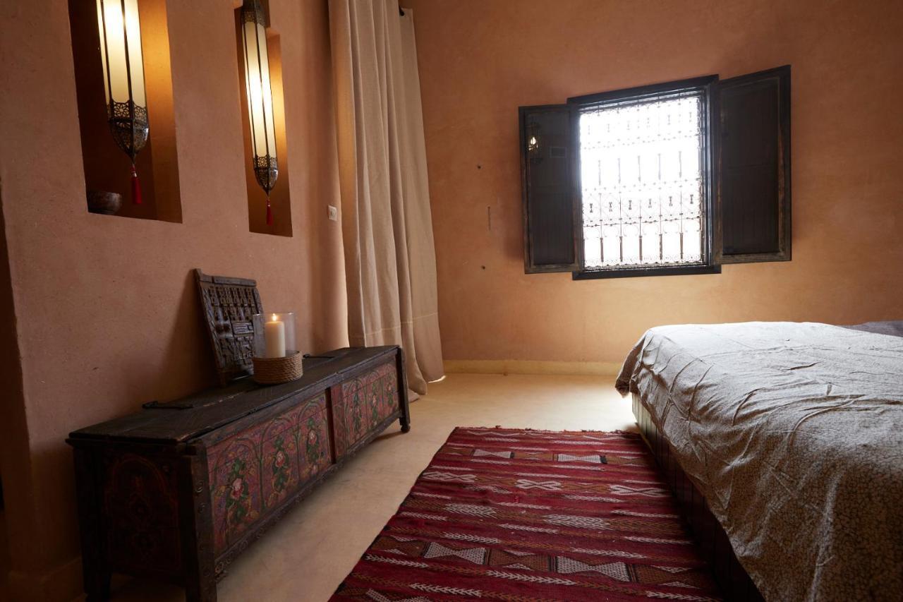 Kasbah Flilou Hotel Ait Ougliff ภายนอก รูปภาพ