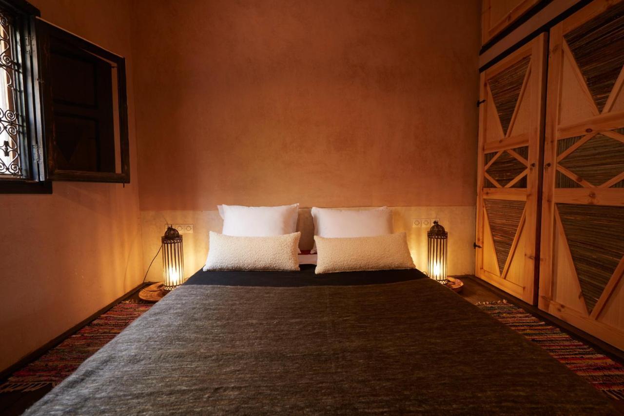 Kasbah Flilou Hotel Ait Ougliff ภายนอก รูปภาพ
