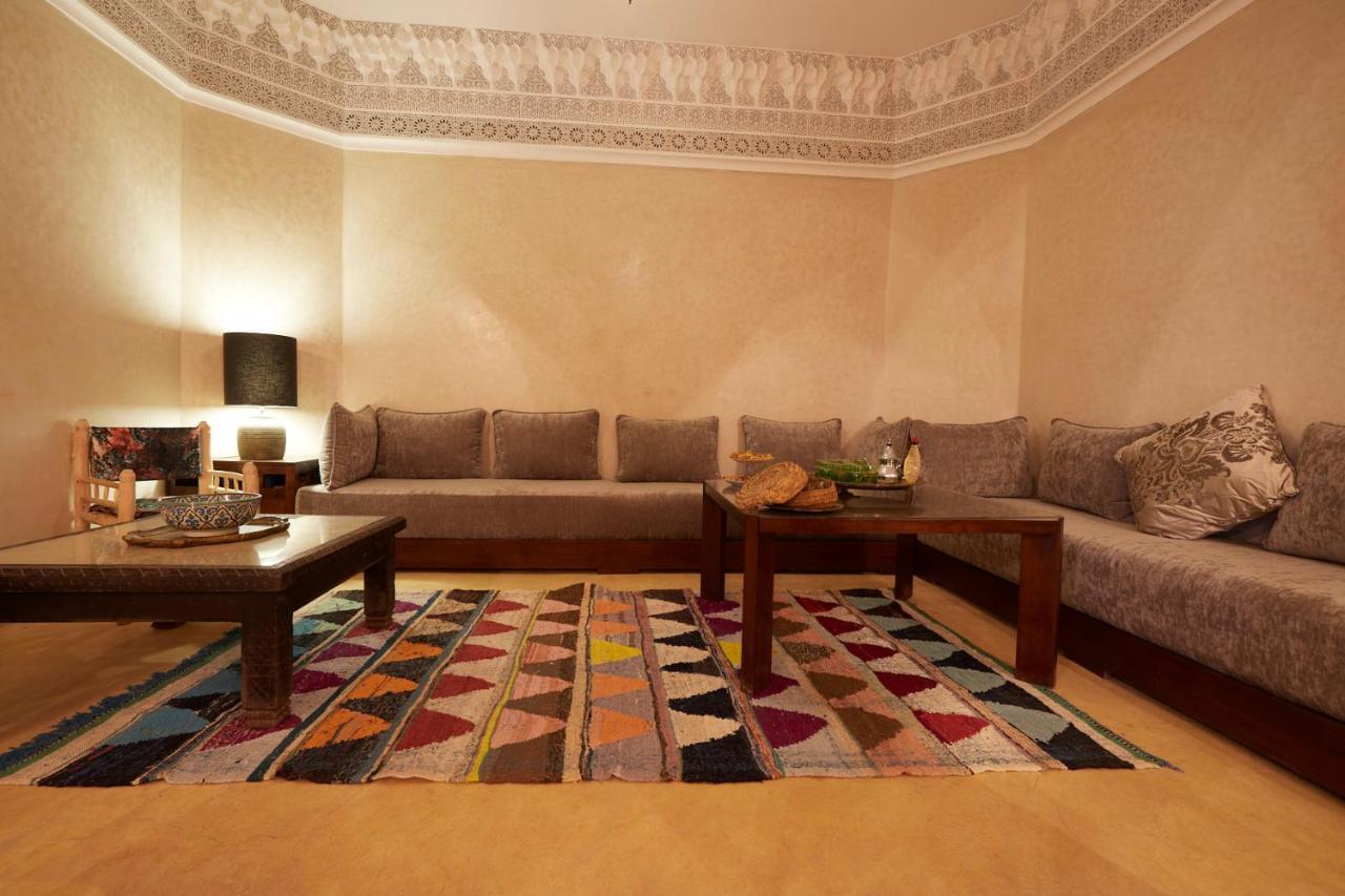 Kasbah Flilou Hotel Ait Ougliff ภายนอก รูปภาพ