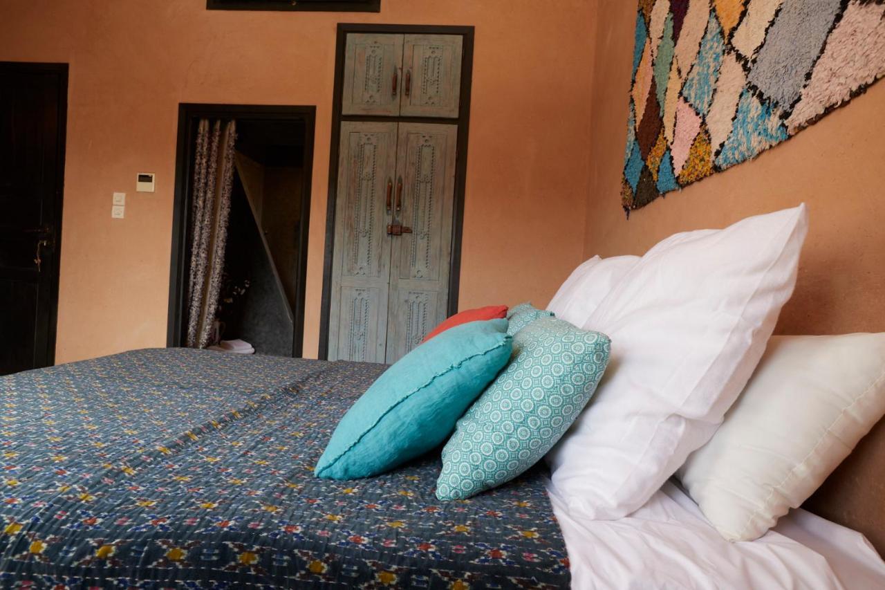 Kasbah Flilou Hotel Ait Ougliff ภายนอก รูปภาพ