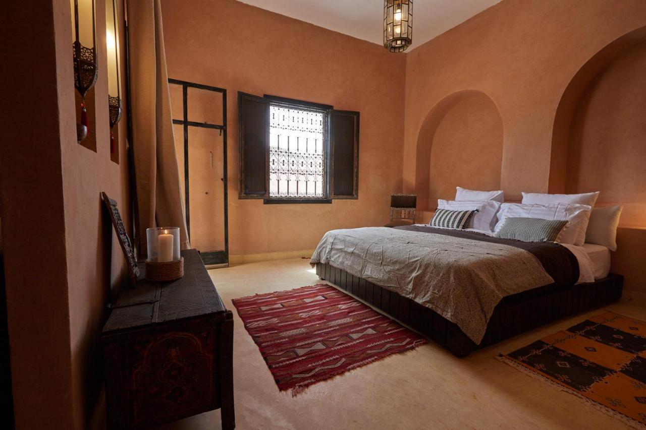 Kasbah Flilou Hotel Ait Ougliff ภายนอก รูปภาพ