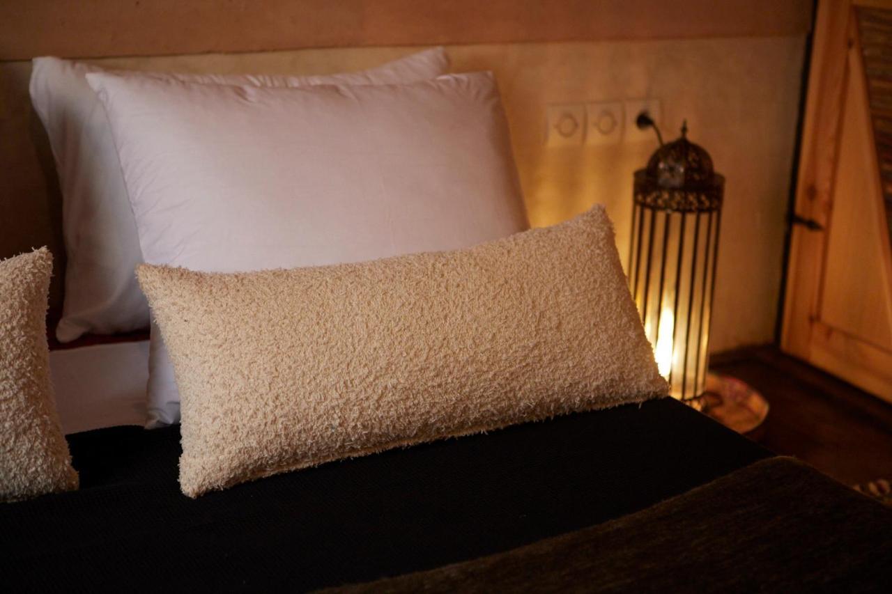 Kasbah Flilou Hotel Ait Ougliff ภายนอก รูปภาพ
