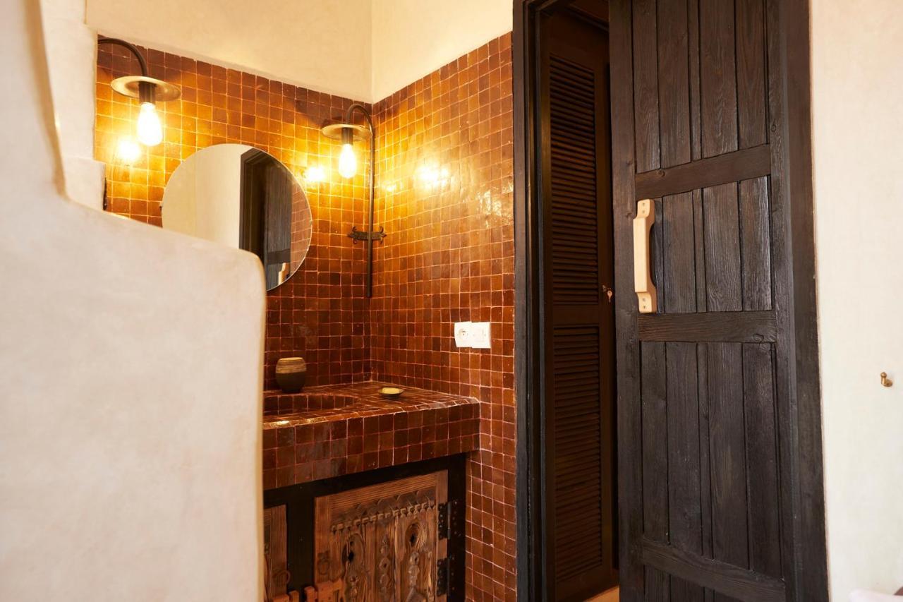 Kasbah Flilou Hotel Ait Ougliff ภายนอก รูปภาพ