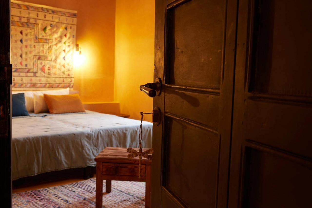 Kasbah Flilou Hotel Ait Ougliff ภายนอก รูปภาพ