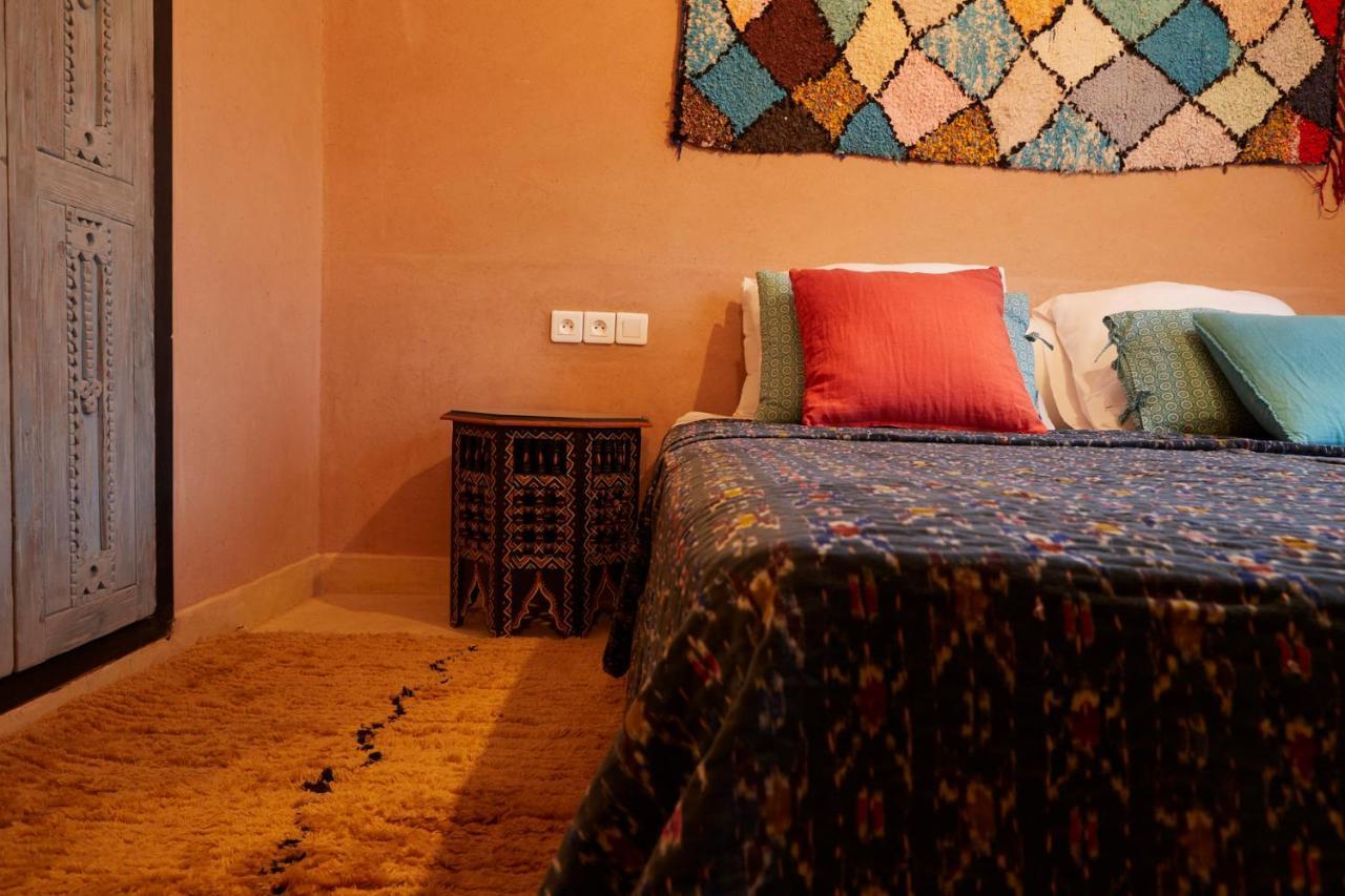 Kasbah Flilou Hotel Ait Ougliff ภายนอก รูปภาพ
