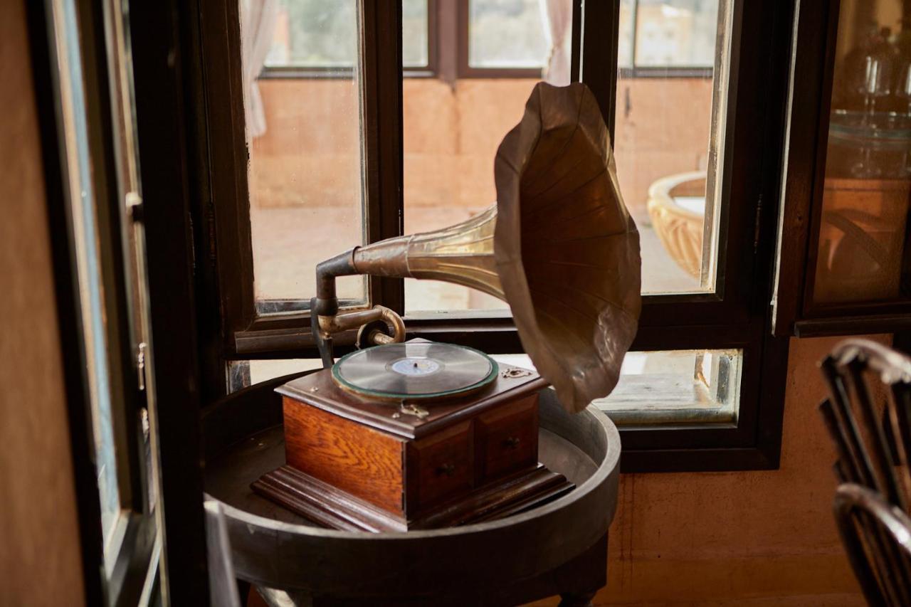 Kasbah Flilou Hotel Ait Ougliff ภายนอก รูปภาพ