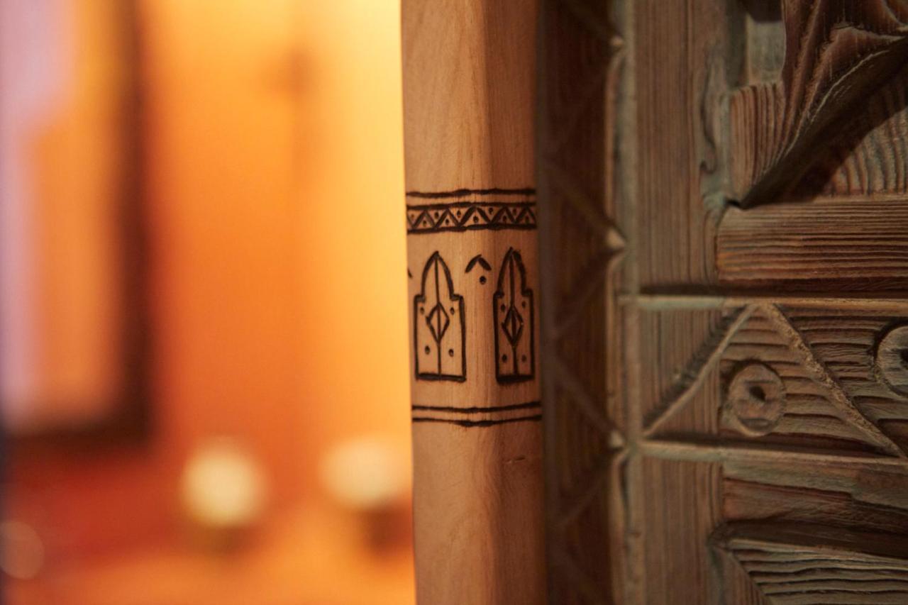 Kasbah Flilou Hotel Ait Ougliff ภายนอก รูปภาพ