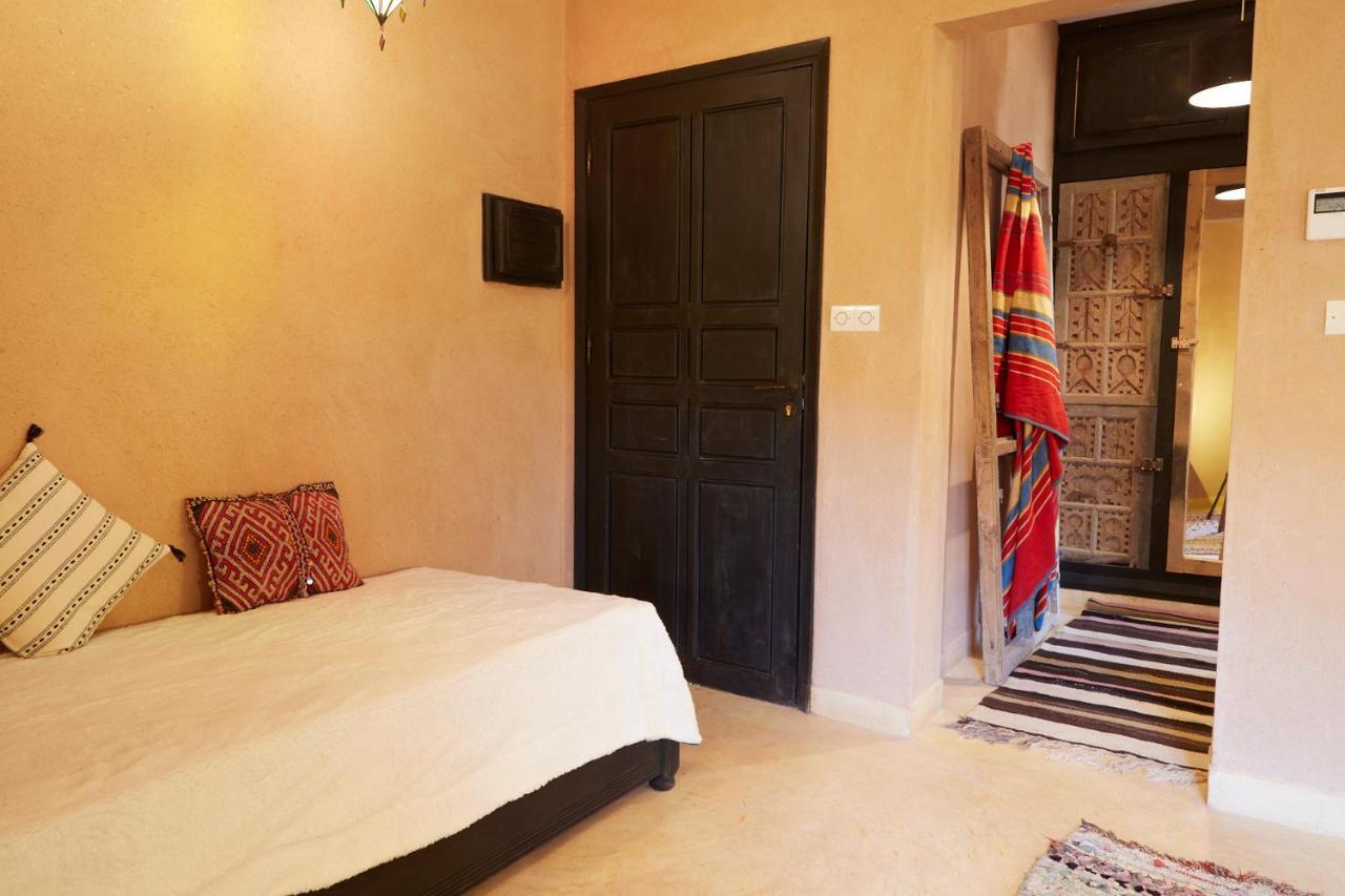 Kasbah Flilou Hotel Ait Ougliff ภายนอก รูปภาพ